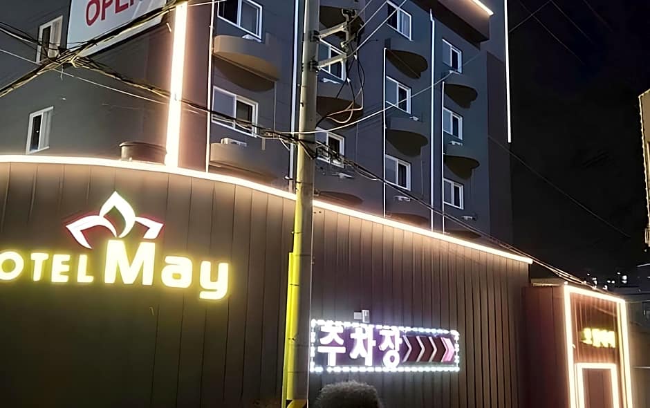 Gunsan Hotel May