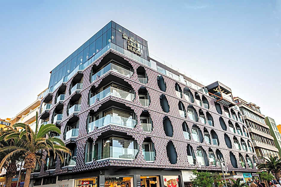 Silken Saaj Maar - Adults Only