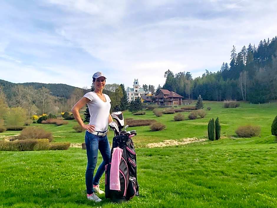 Hotel Villa Golf Cihelny