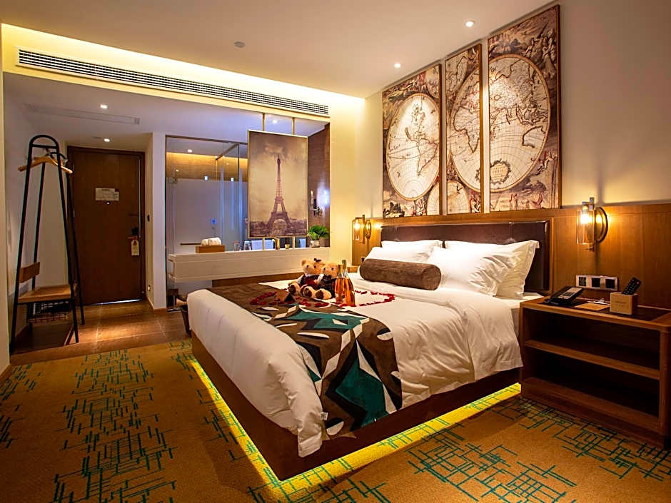 James Joyce Coffetel· Wuhan Wangjiawan Taojialing Metro Station