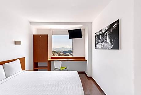 Superior Room, 1 Queen