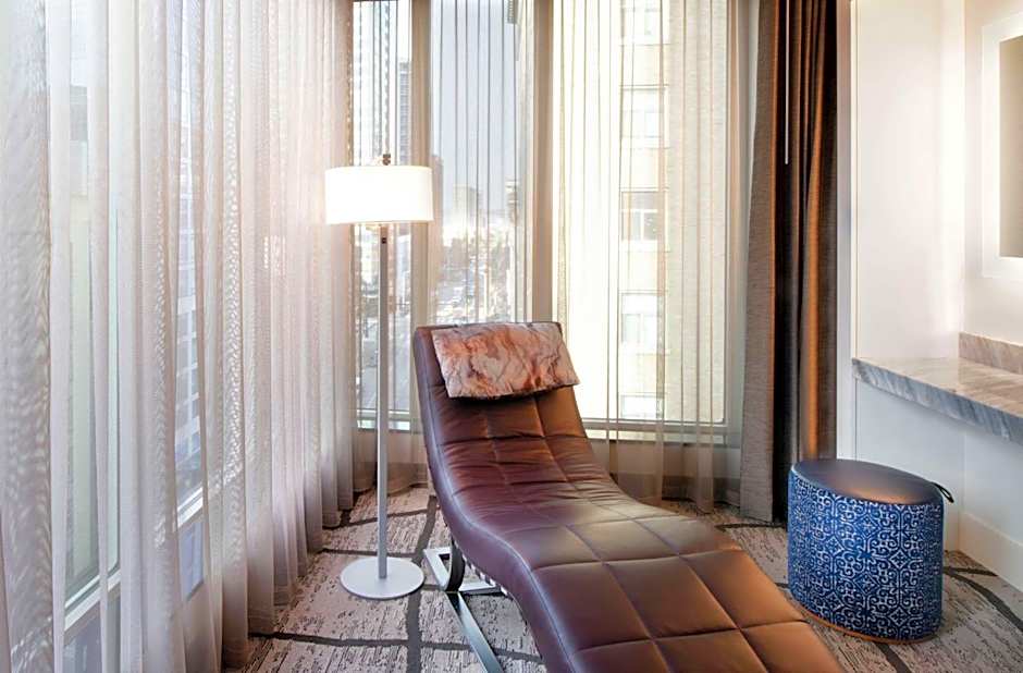 The Charter Seattle, Curio Collection By Hilton