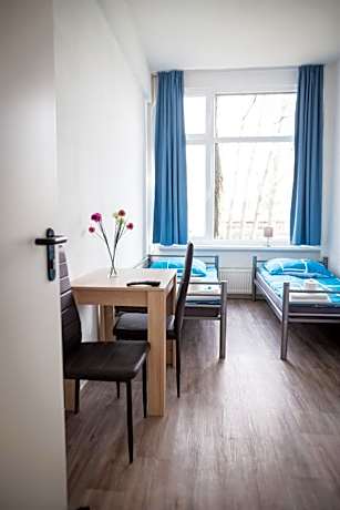 Bed in 2-Bed Mixed Dormitory Room