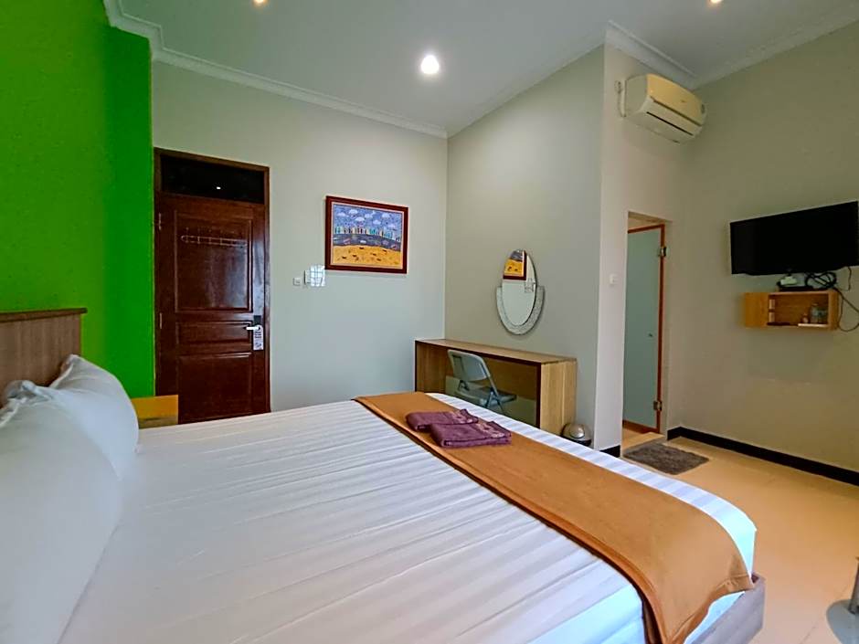 The Cabin Hotel Ngupasan