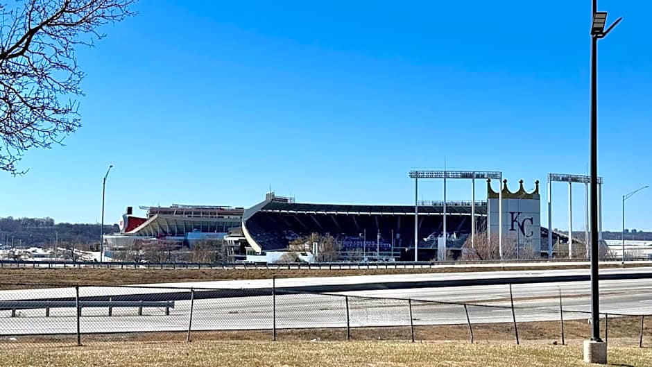 Hotel Lotus Stadium