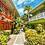 Hotel Cocoplum Beach