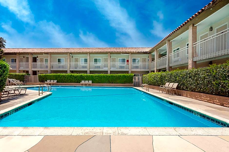 Tl Orange County Apo – Costa Mesa, CA