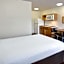 WoodSpring Suites Cincinnati Fairfield
