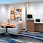 Fairfield Inn & Suites by Marriott Arlington Near Six Flags