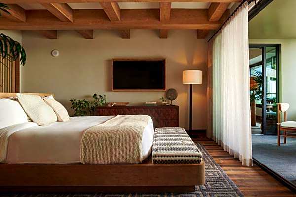 1 Hotel Hanalei Bay