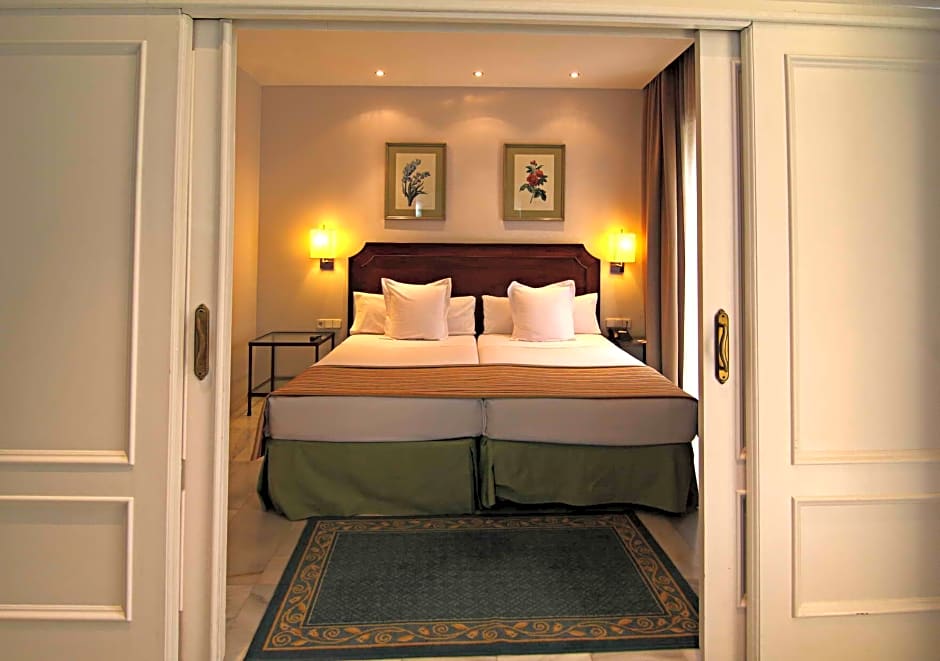 Photo 1 of 1 of Junior Standard Suite