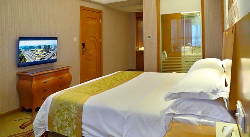 Vienna International Hotel Changsha Yuelushan West Bus Metro Station