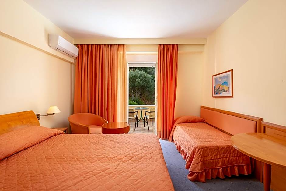 Crithoni's Paradise Hotel