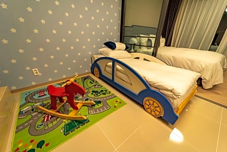 Deluxe Blue Kids Room