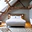 Sapphire House Antwerp, Autograph Collection