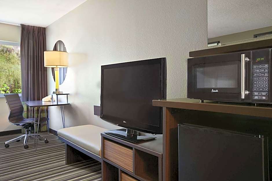 Super 8 by Wyndham Pocatello