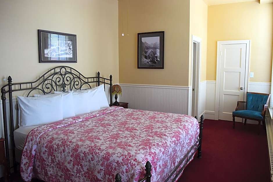 Grand Imperial Hotel