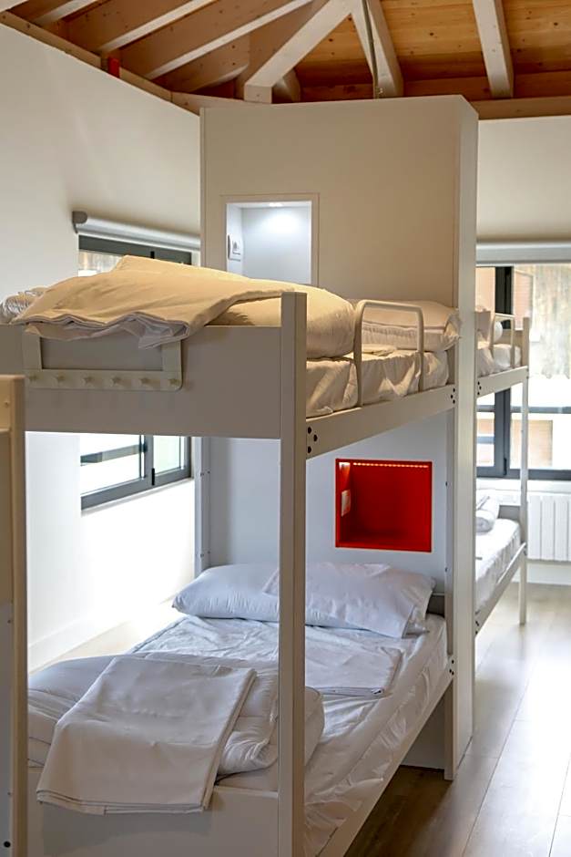 ATERPE KANPEZU HOSTEL