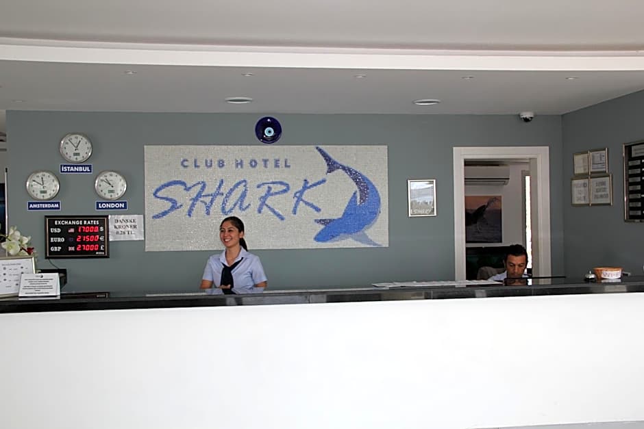 Club Shark Hotel
