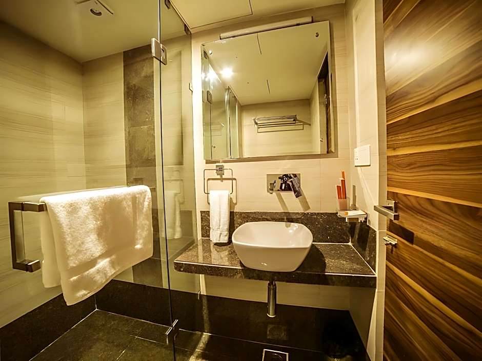 Hotel The Basil Park