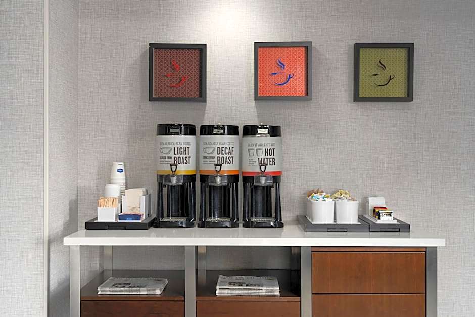 Hampton Inn By Hilton & Suites Yonkers - Westchester, NY