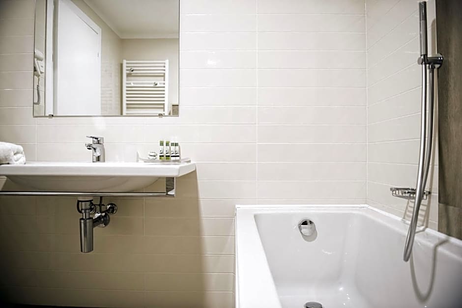 Cascina Speranza Hotel