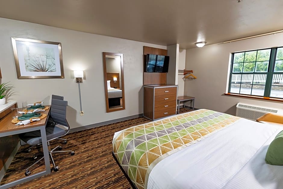 Extended Stay Airport