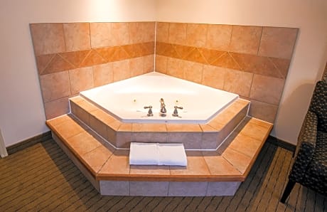 Suite King Size Bed