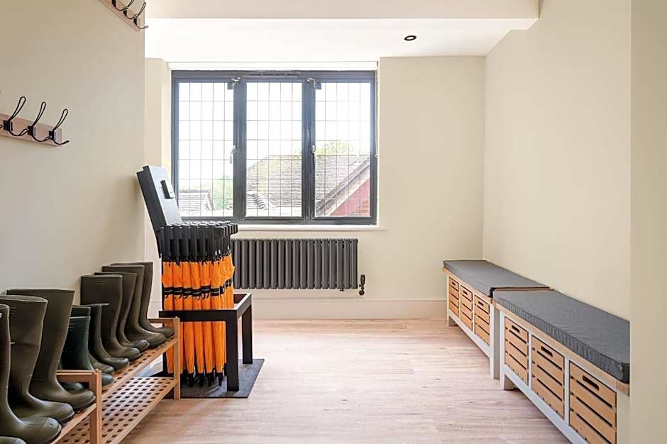 voco Lythe Hill Hotel Spa By IHG