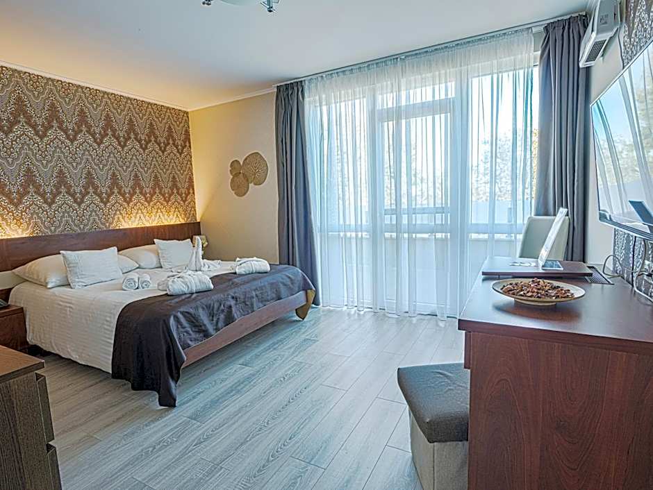 Holiday Beach Budapest Wellness Hotel with Sauna Park