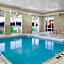 Super 8 by Wyndham Brandon MB