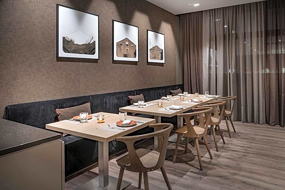 AC Hotel by Marriott Bologna
