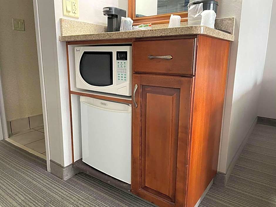 Country Inn & Suites by Radisson, Appleton North, WI