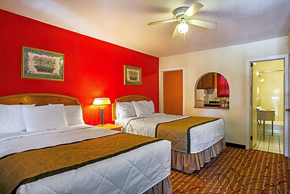 Bay Side Inn & Suites