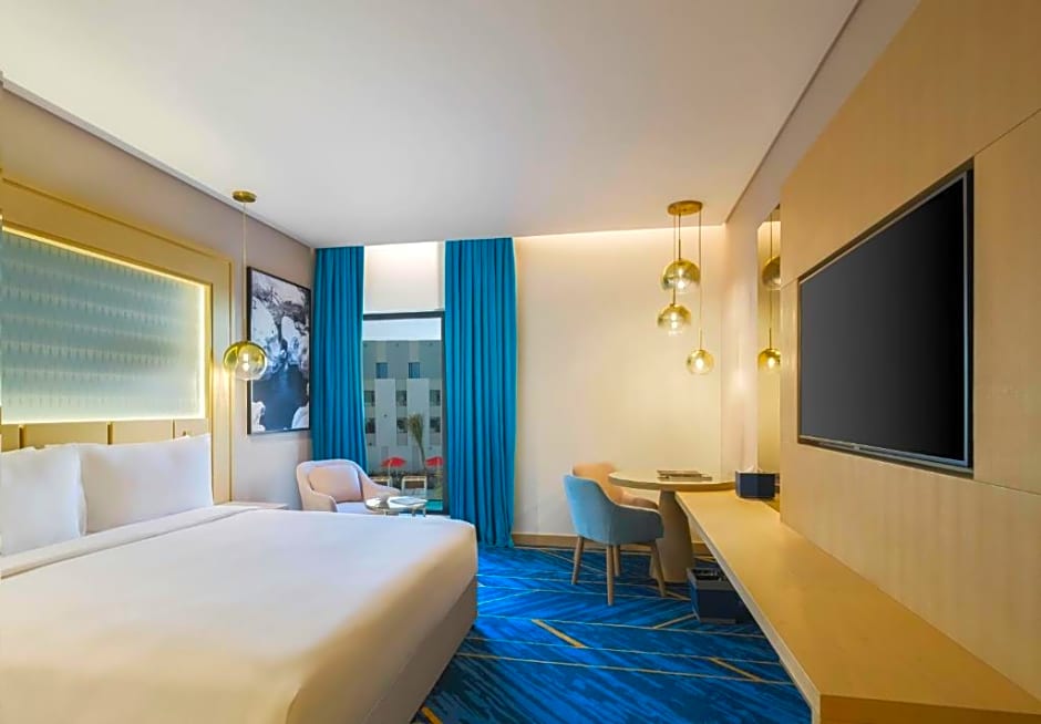 Maani Muscat Hotel and Apartments