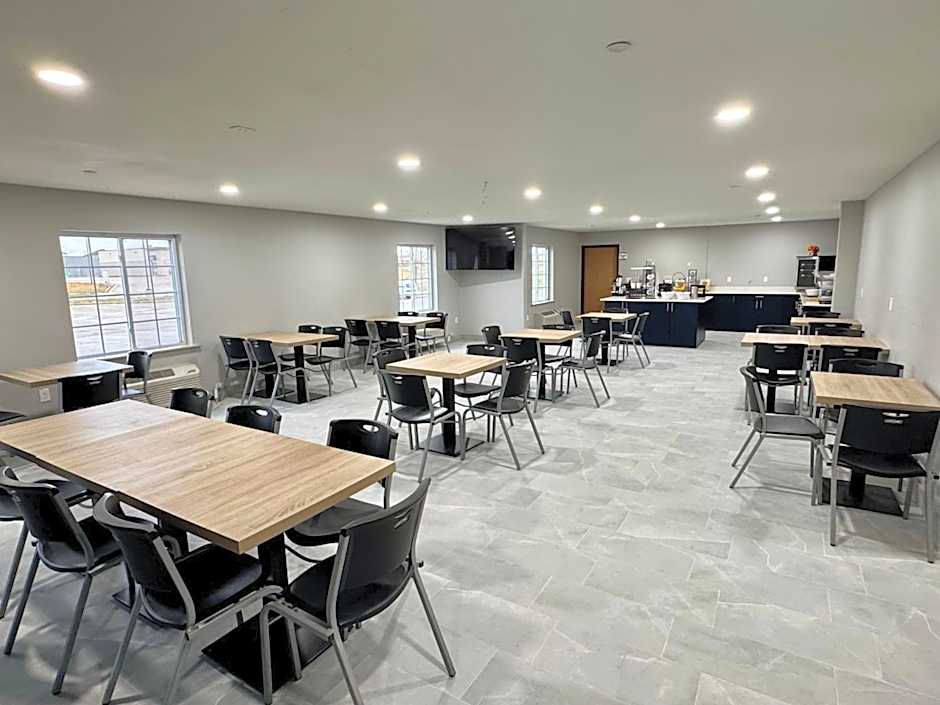 Baymont Inn & Suites By Wyndham Dickinson, ND