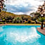 Bass Lake Country Lodge
