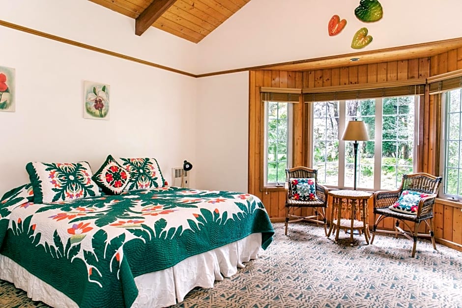 Kilauea Lodge and Restaurant