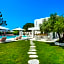 Cocoοns Suites & Villas Fourka