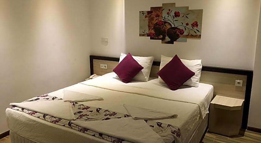 HOTEL HERMES