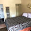 Highlander Motel