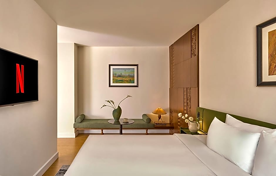 Photo 1 of 3 of Junior 1 King Bed Suite, City View