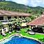 Tropical Palm Resort.