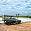 Foxy Crocodile Bush Lodge & Kruger Safaris