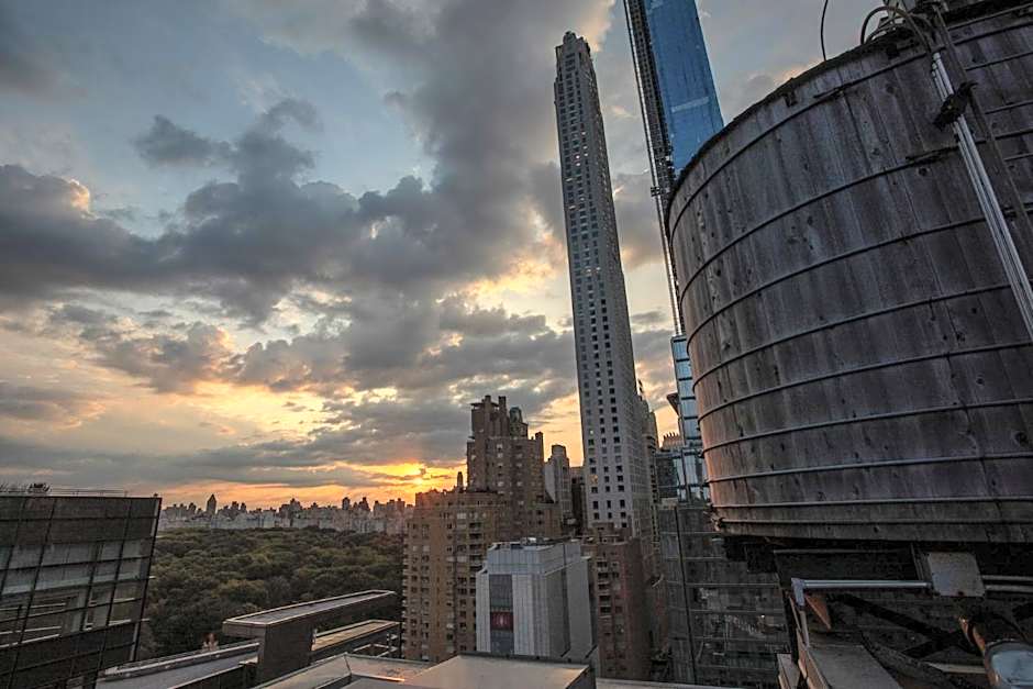 6 Columbus Central Park Hotel