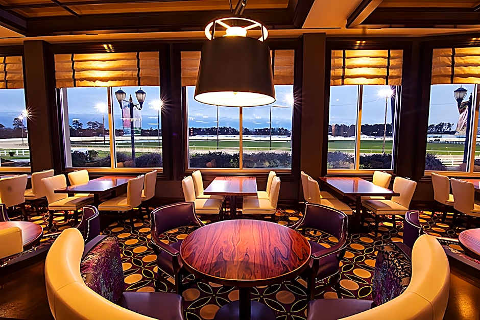 Delta Downs Racetrack Casino Hotel