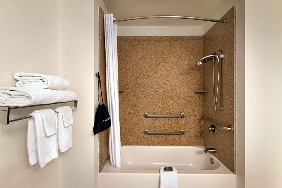 Country Inn & Suites by Radisson, Madison, AL