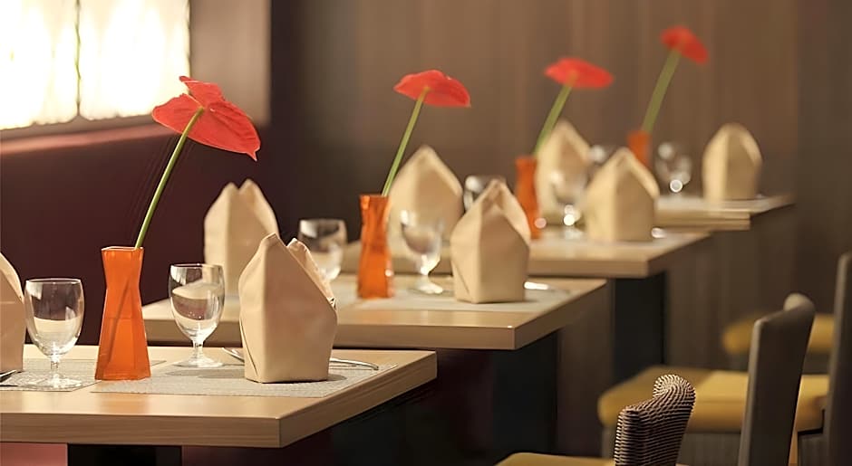 Hotel Santika Pandegiling Surabaya