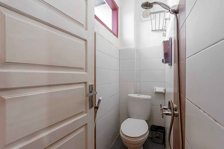 Urbanview Hotel Ananda Syariah by RedDoorz