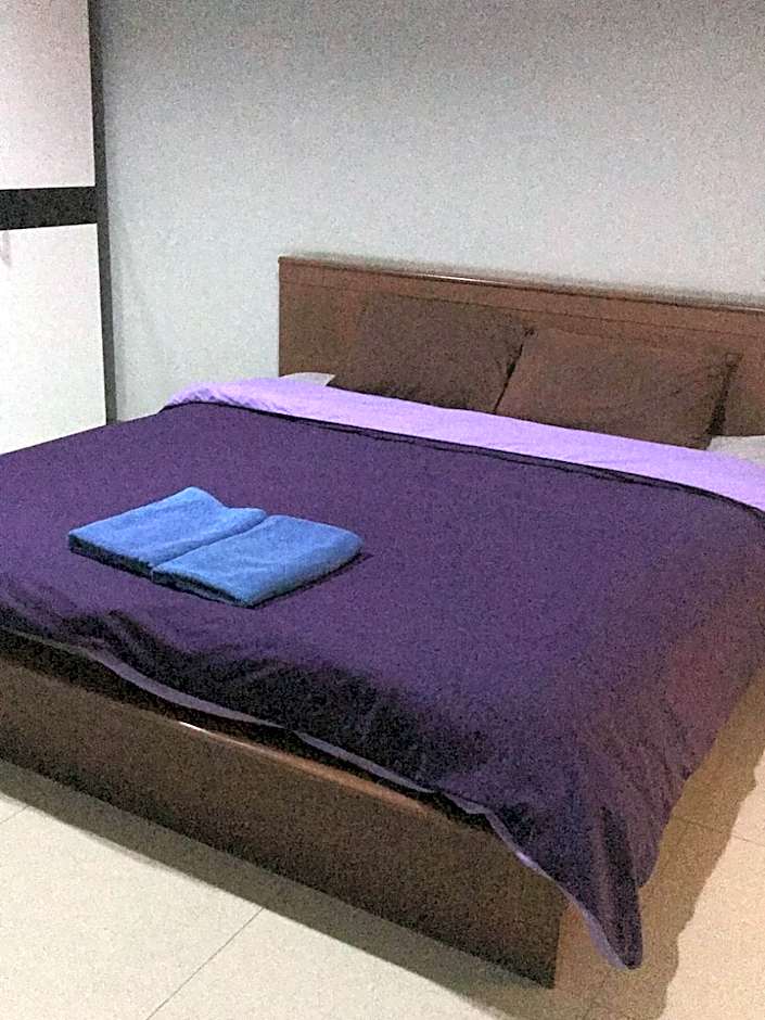 Siri Sothorn Apartment